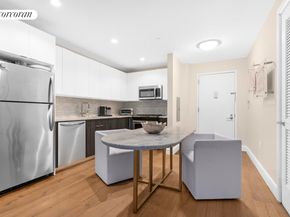 25-21 43rd Avenue 806, Queens NY 11101