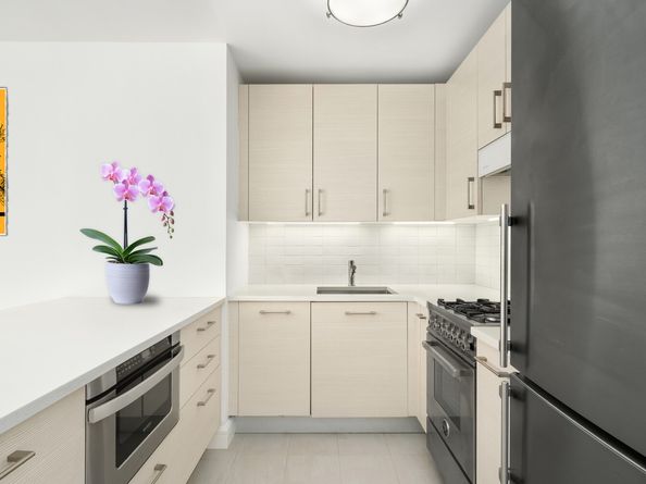 200 West 79th Street 7K, New York NY 10024