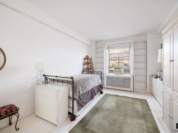 41 5th Avenue 16D, New York NY 10003