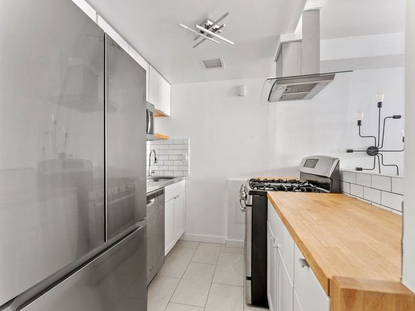 303 West 146th Street 1R, New York NY 10039