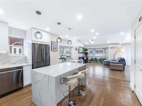 15 Cove Lane 3C, Brooklyn NY 11234