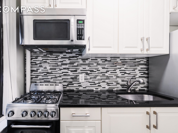 321 East 54th Street 3D, New York NY 10022