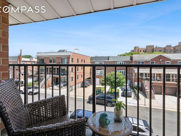 106 Battery Avenue 301, Brooklyn NY 11209