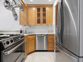 106 Battery Avenue 301, Brooklyn NY 11209