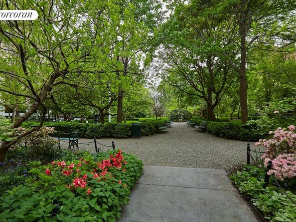 48 Gramercy Park N 4B, New York NY 10010