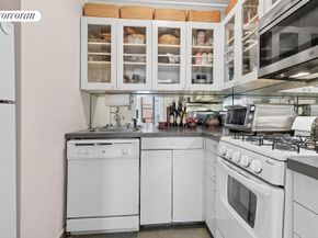 48 Gramercy Park N 4B, New York NY 10010