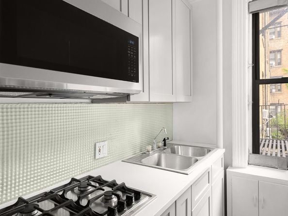 615 West 113th Street 6, New York NY 10025