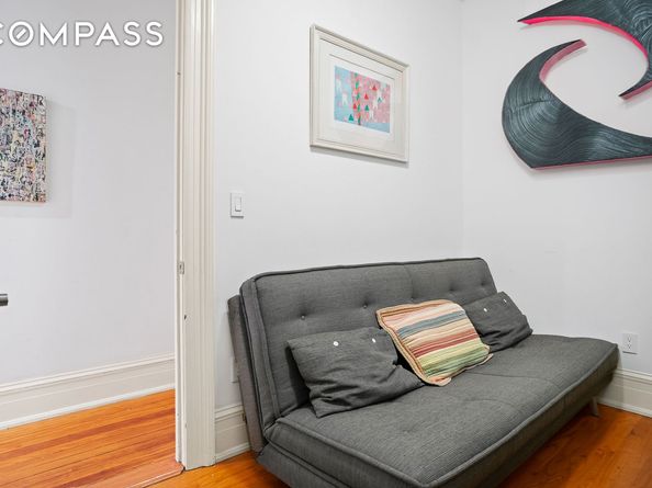 223 West 21st Street 1M, New York NY 10011