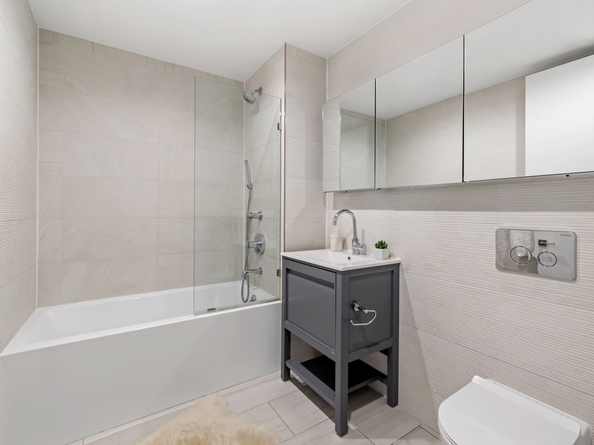 153 Green Street 1B, Brooklyn NY 11222