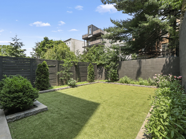 153 Green Street 1B, Brooklyn NY 11222