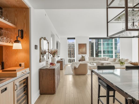 45 East 22nd Street 26A, New York NY 10010