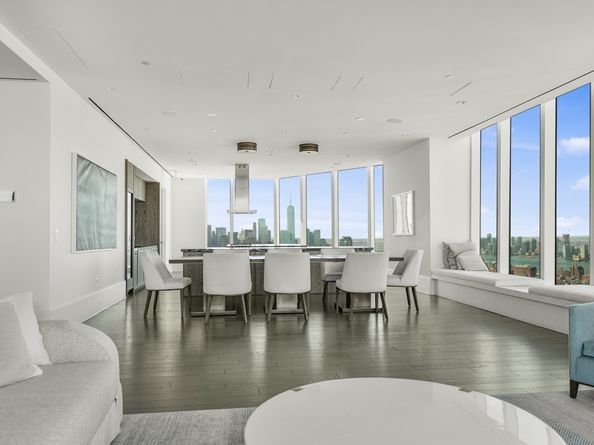 45 East 22nd Street 26A, New York NY 10010