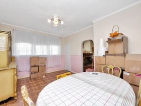 1619 George Street, Queens NY 11385