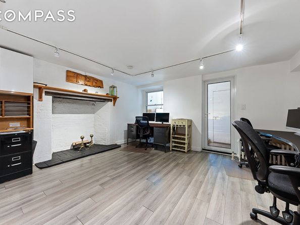198 6th Avenue, New York NY 10013