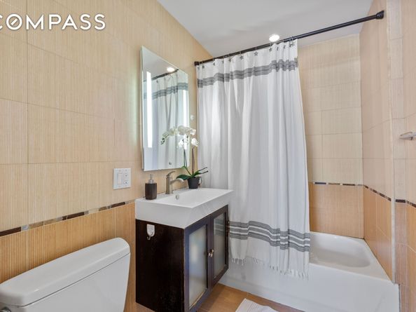 3001 Fort Hamilton Parkway 3B, Brooklyn NY 11218