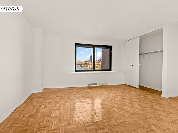 531 Main Street 1107, New York NY 10044
