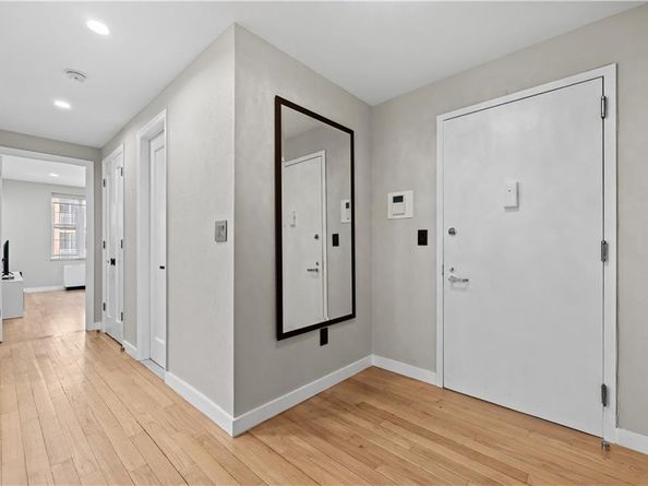 150 Oceana Drive W 4B, Brooklyn NY 11235