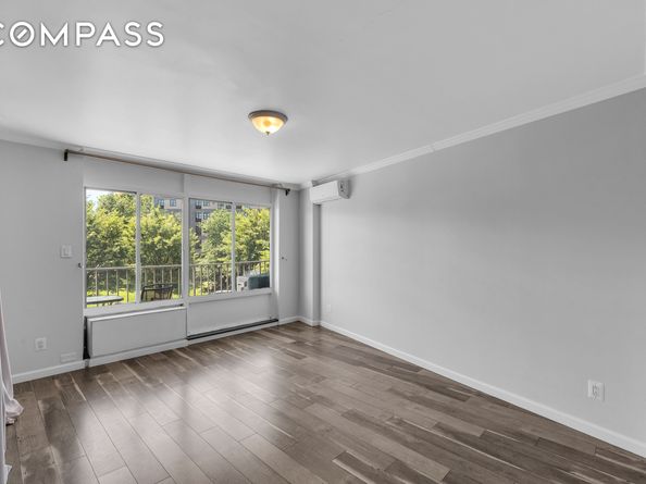 25-40 Shore Boulevard 2F, Queens NY 11102