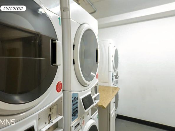 194 Vernon Avenue 8UNITS, Brooklyn NY 11206