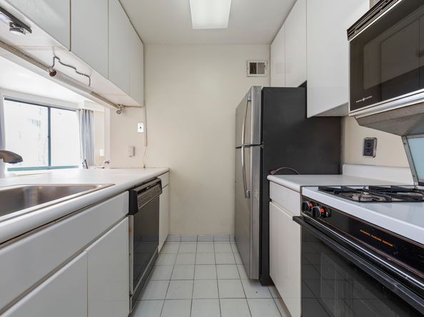 22 Perry Street 2B, New York NY 10014