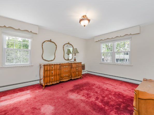 89-04 Doran Avenue, Queens NY 11385