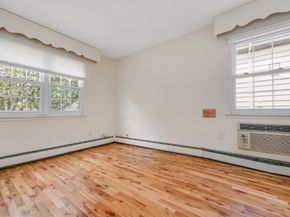 89-04 Doran Avenue, Queens NY 11385