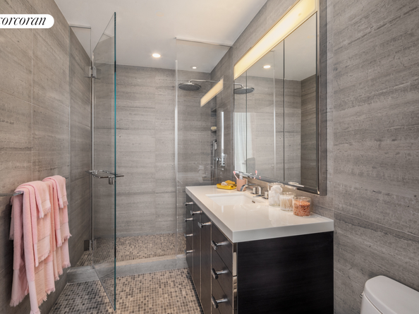 252 South Street 59A, New York NY 10002