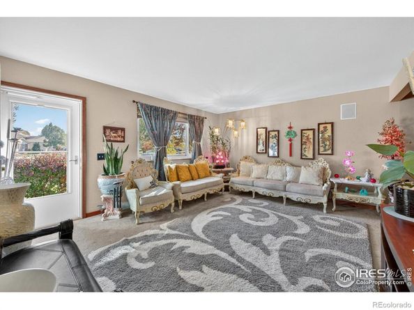 351 S Peoria Circle, Aurora CO 80012