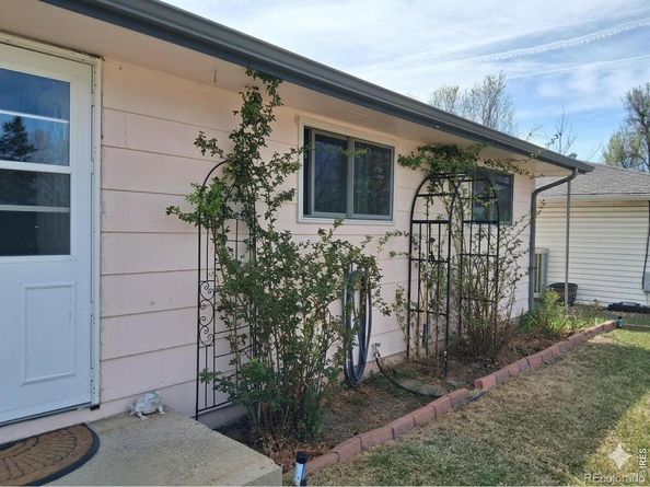 8 Elizabeth Court, Longmont CO 80501