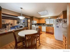 2806 Lake Park Way, Longmont CO 80503