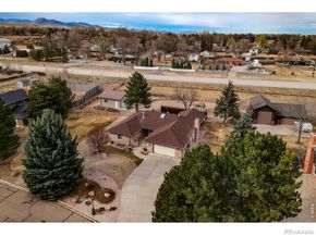 2806 Lake Park Way, Longmont CO 80503