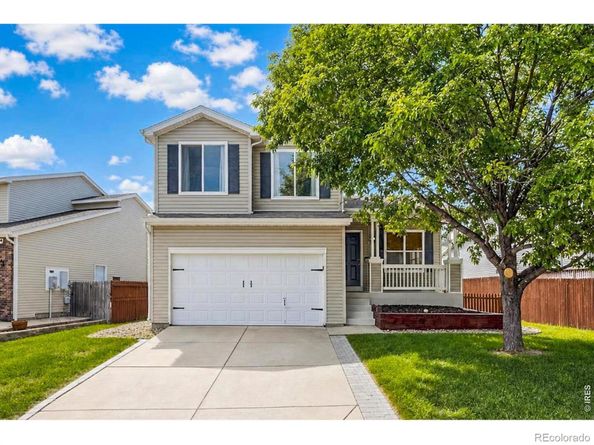 1104 Fall River Circle, Longmont CO 80504