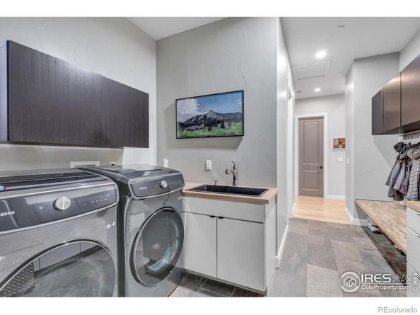 8568 Foxhaven Court, Niwot CO 80503