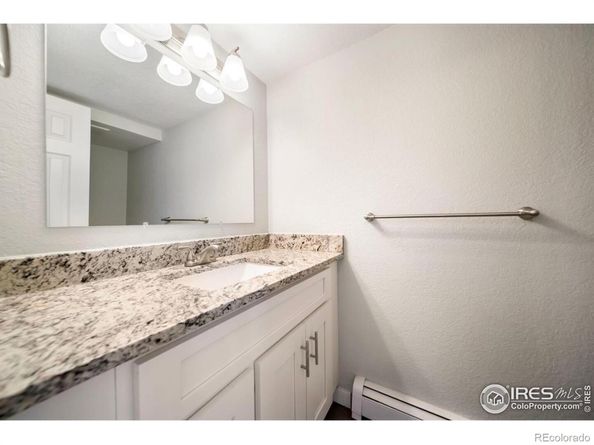 2700 S Holly Street, Denver CO 80222