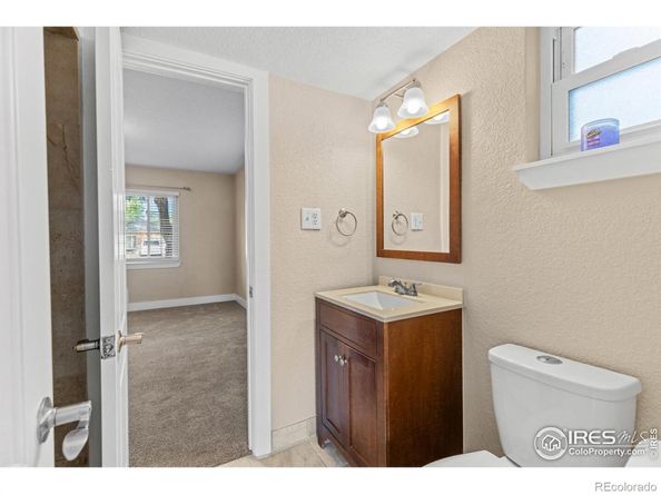 1170 Racine Street, Aurora CO 80011