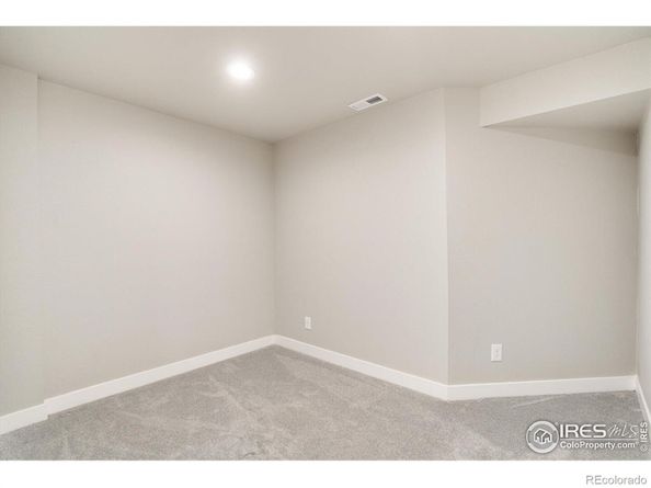 1419 Red Mountain Drive 15, Longmont CO 80504