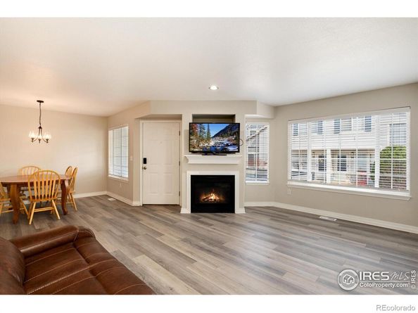 1419 Red Mountain Drive 15, Longmont CO 80504