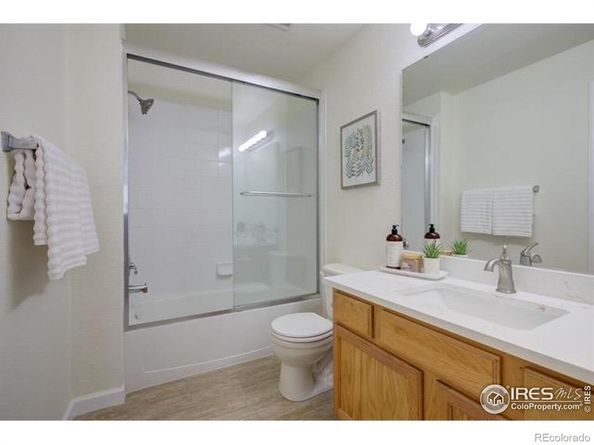 805 Summer Hawk Drive 27, Longmont CO 80504