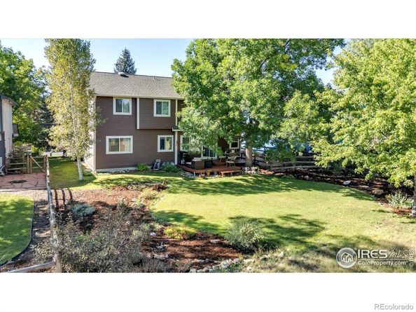 8009 James Court, Niwot CO 80503