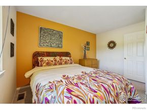 8009 James Court, Niwot CO 80503