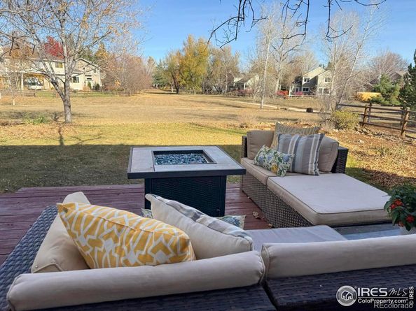 8009 James Court, Niwot CO 80503