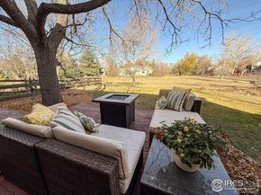 8009 James Court, Niwot CO 80503