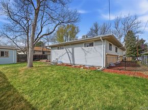 1042 S Holland Court, Lakewood CO 80226
