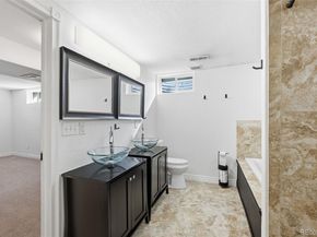 1042 S Holland Court, Lakewood CO 80226