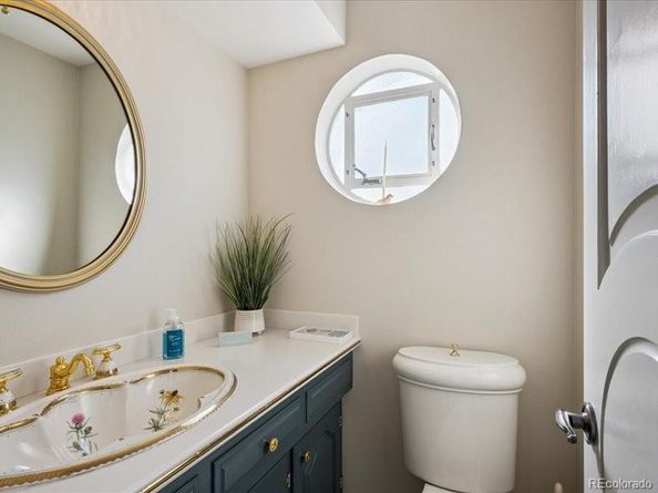2653 S Harrington Lane, Lakewood CO 80227