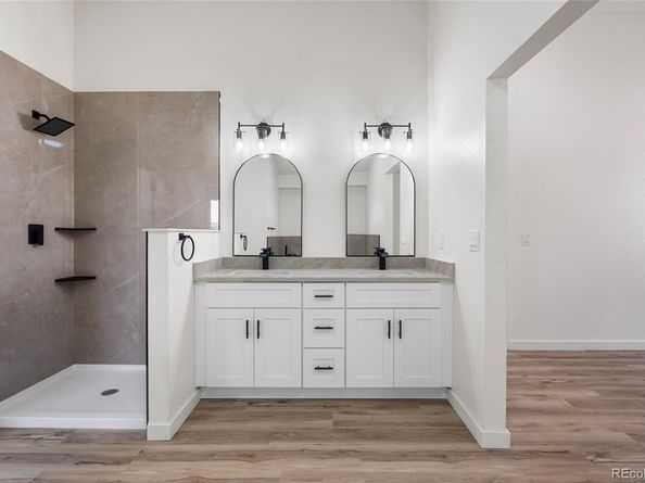 Undisclosed Address #6750898, Aurora CO 80013