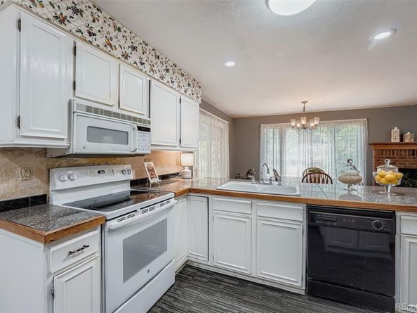 2002 S Richfield Street, Aurora CO 80013