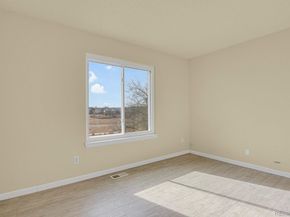 2585 S Truckee Way, Aurora CO 80013