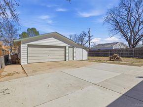 800 Vaughn Street, Aurora CO 80011