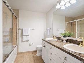 5677 S Park Place B310, Englewood CO 80111